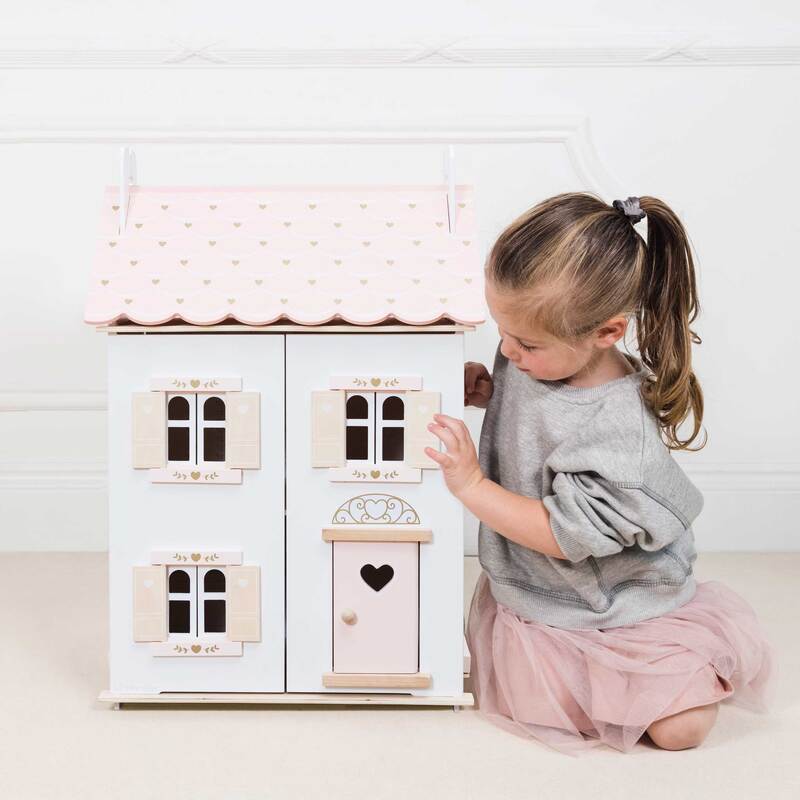 Daisylane Rose Heart Doll House