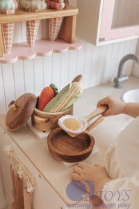 Mahogany Pot and Pan Set