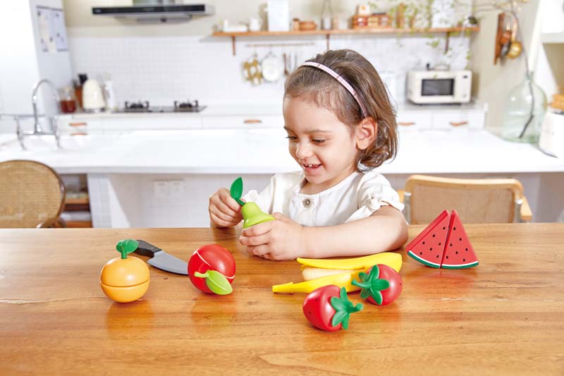 Hape In the Kitchen Hape Cutting Fruit Playset