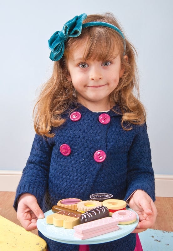 Le Toy Van In the Kitchen Honeybake Biscuit & Plate Set