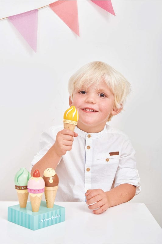 Le Toy Van In the Kitchen Le Toy Van Honeybake Ice Cream Set