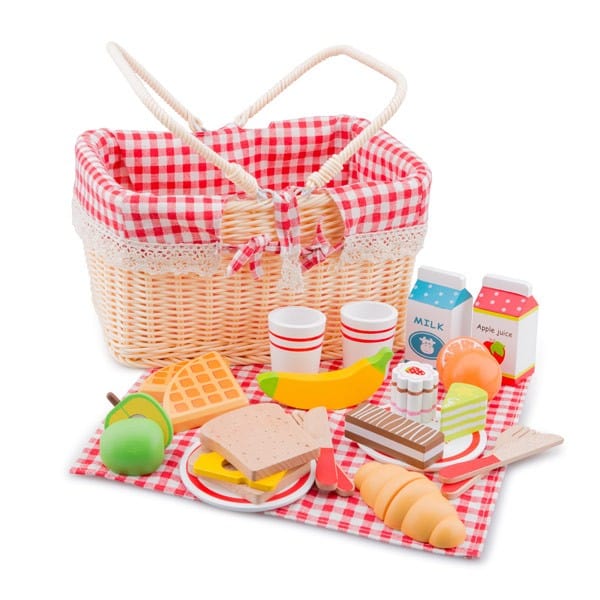 New Classic Toys In the Kitchen Picnic Basket Set