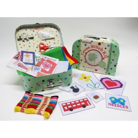 Buttonbag - Cross Stitch Suitcase